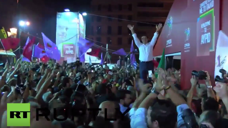 Tsipras feiert in Athen mit Syriza-Unterstützern