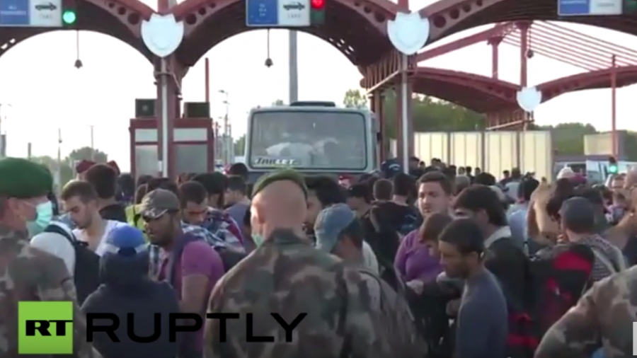 Live aus Beremend: Flüchtlinge aus Kroatien wieder zurück an Ungarns Grenze