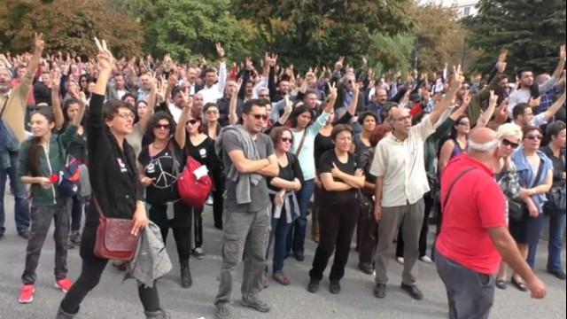 Live aus Ankara: Proteste nach Bombenanschlag auf Friedensdemonstration