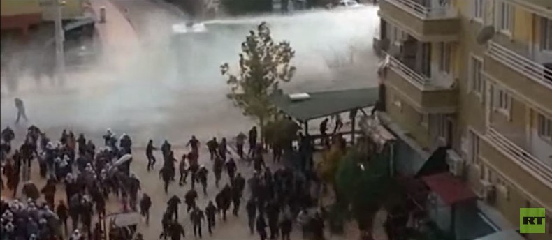 Türkei: Proteste in Silvan gewaltsam aufgelöst - Kämpfe gegen PKK dauern an 