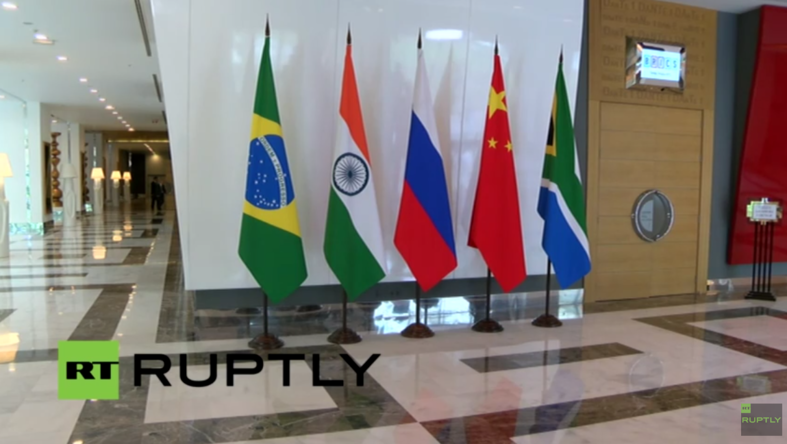 Live aus der Türkei: Staatsoberhäupter treffen für informelles BRICS-Treffen zusammen