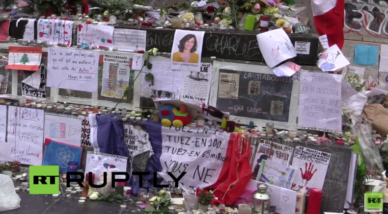 Live: Trauernde besuchen Platz der Republik in Paris