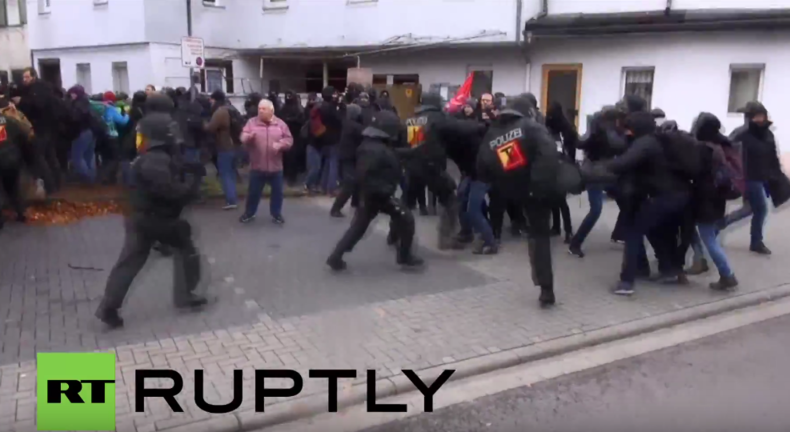 Über 100 Menschen bei Protest gegen NPD-Konferenz in Weinheim verhaftet