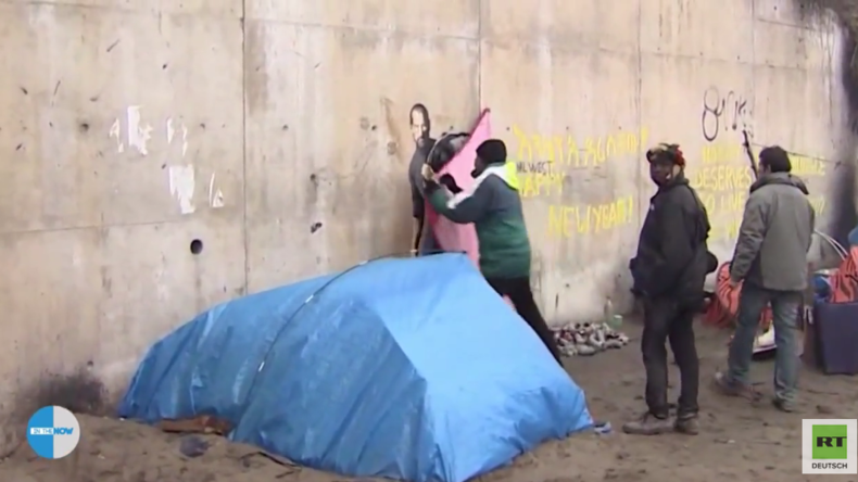 War das sein Plan? Banksy-Bild im "Dschungel von Calais" lässt die Kasse der Flüchtlinge klingeln