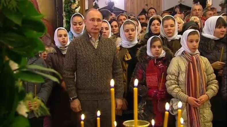 Live Weihnachten in Russland - Putin nimmt an orthodoxer Weihnachtsmesse in Turginowo teil