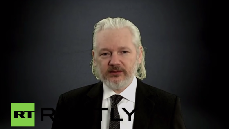 Live: Julian Assange gibt Pressekonferenz nach UN-Entscheidung über seine Haft