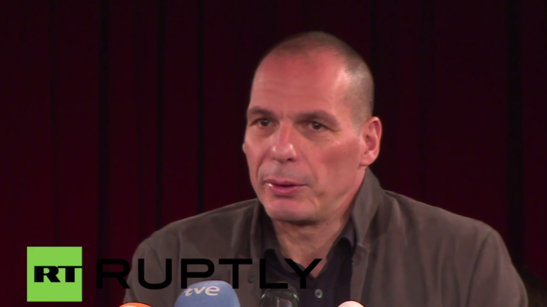 Live: Varoufakis startet offiziell Bewegung „Demokratie in Europa 2025" in Berlin