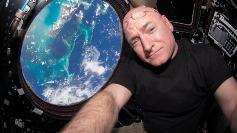NASA Astronaut Scott Kelly hält letzte Pressekonferenz nach fast einem ganzen Jahr im All