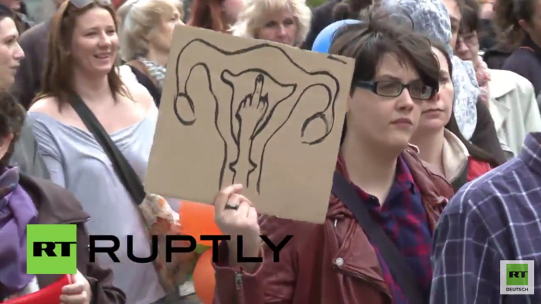 Polen: Tausende protestieren gegen mögliches Abtreibungsverbot 
