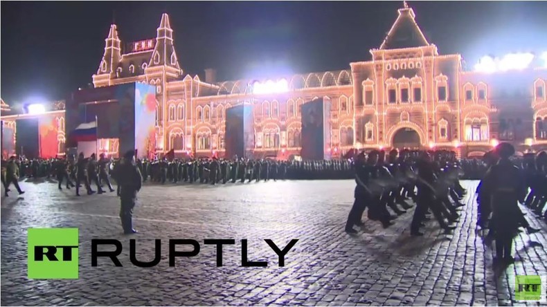 Russische Truppen proben Parade für 'Tag des Sieges' in Moskau 