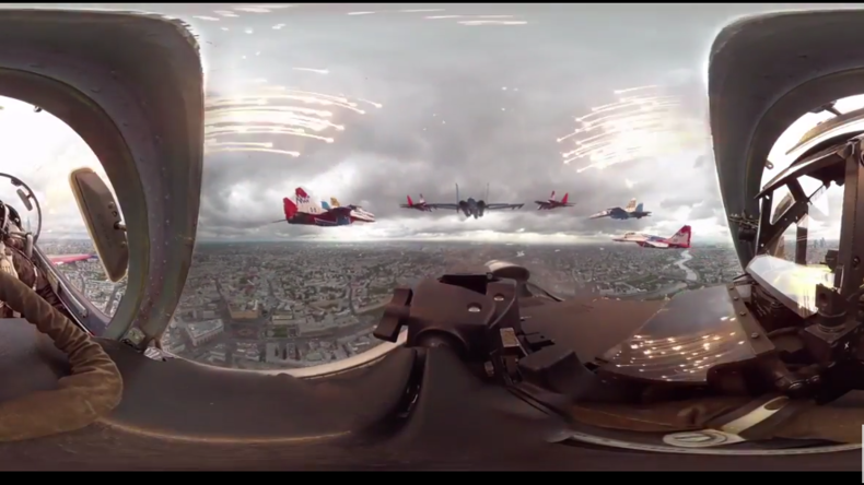 Moskau aus der Su-27-Perspektive – 360 Grad Video zeigt Kunstflug-Manöver über russischer Hauptstadt