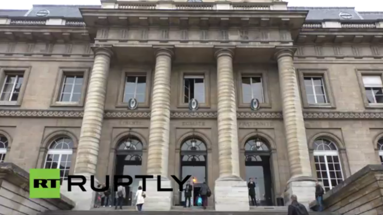 Live: Mutmaßlicher Paris-Attentäter Abdeslam erscheint zur ersten Anhörung vor Gericht 