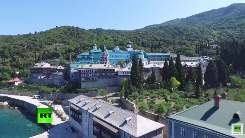 Griechenland: Drohnenüberflug des "Heilgen Berges" des orthodoxen Christentums Berg Athos