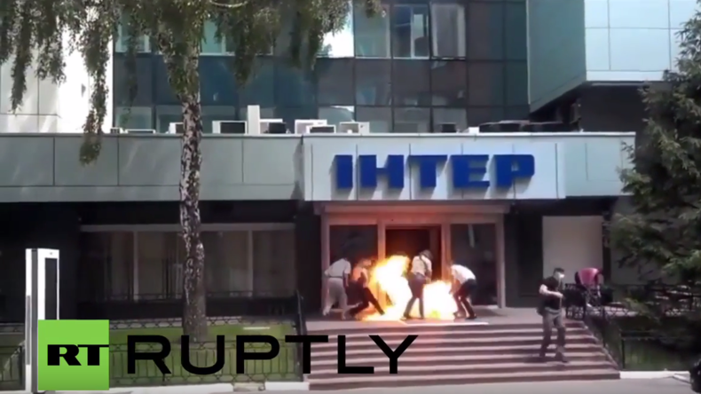 Ukraine: Brandanschlag auf TV-Sender in Kiew auf Video eingefangen