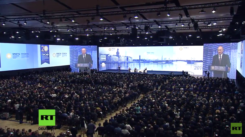 Live: St. Petersburger Wirtschaftsforum mit Wladimir Putin - Deutsche Simultanübersetzung