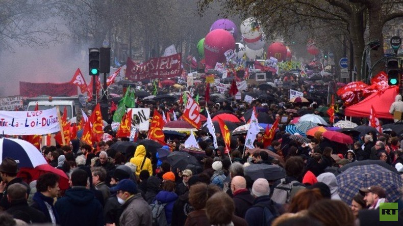 Live: Französische Gewerkschaften protestieren in Paris gegen Arbeitsmarktreformen