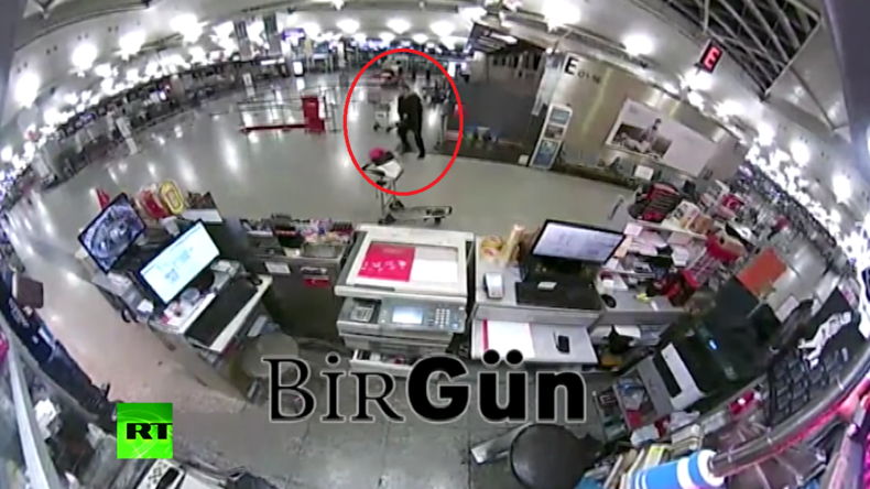 Neues Überwachungsvideo aus Istanbul zeigt Flughafen-Attentäter auf Jagd nach Opfern
