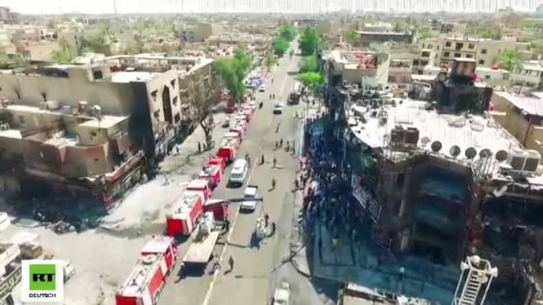 Drohne filmt Zerstörung nach Doppel-Bomben-Anschlag in Bagdad mit über 250 Toten