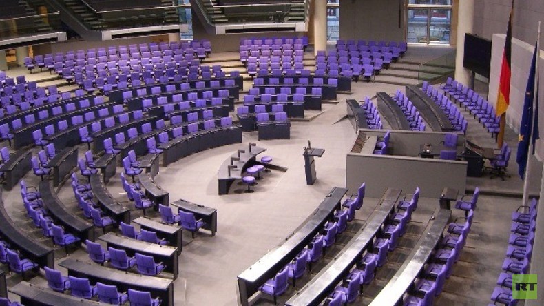 Live: Bundestagsdebatte zu Linken-Antrag: NATO durch kollektives System mit Russland ersetzen