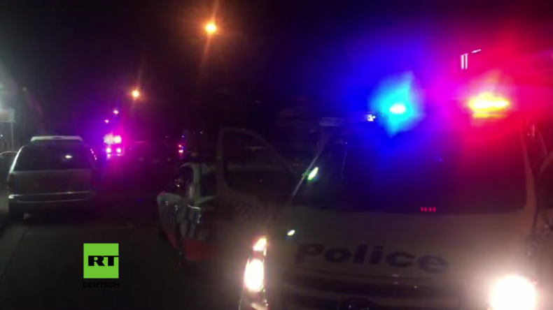Australien: Mann rast mit Gasbehältern-beladenem Auto in Polizeistation 