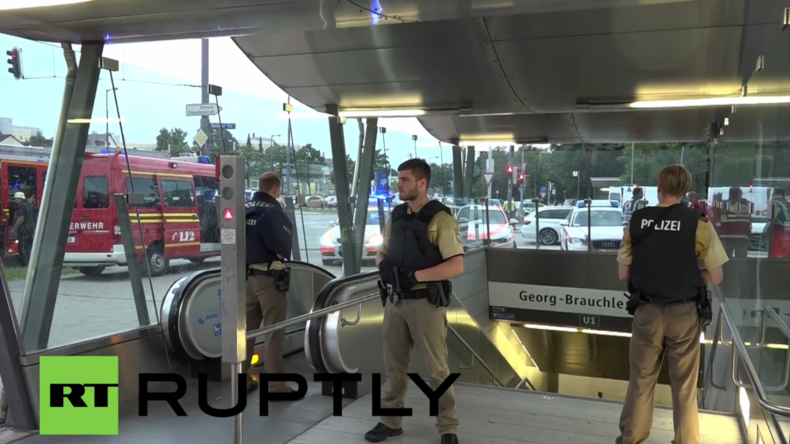 München: Attentäter eröffnen Feuer auf Zivilisten - Mindestens 3 Tote 