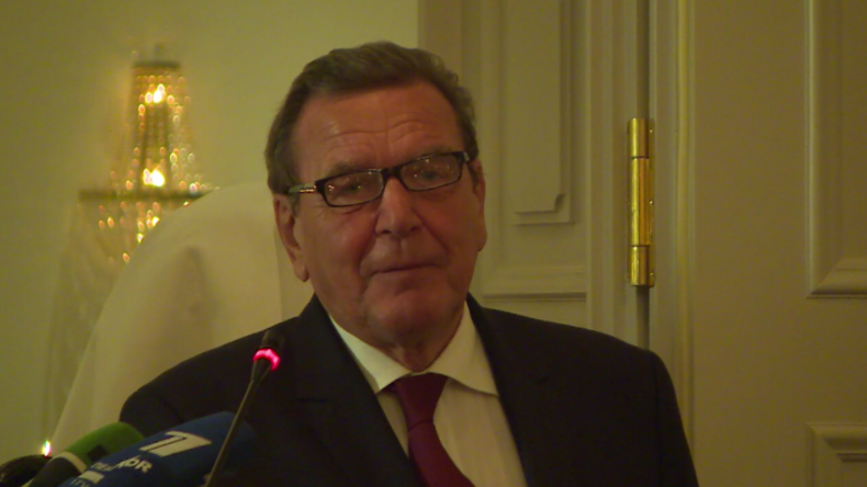 Altkanzler Schröder: "Zeit für neue Ost-Politik und gemeinsame Sicherheitsstruktur mit Russland"