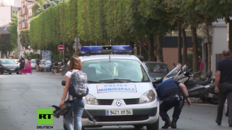Frankreich: Mann greift Sanitäterin an und sticht Polizisten in den Hals – Polizei erschießt ihn