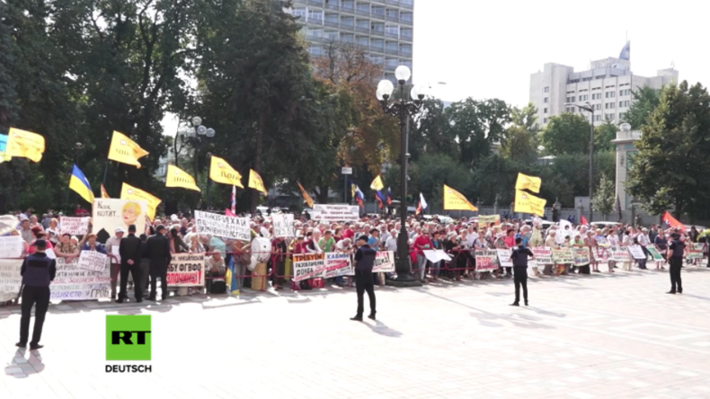 Kiew: Tausende protestieren gegen Poroschenkos Politik 