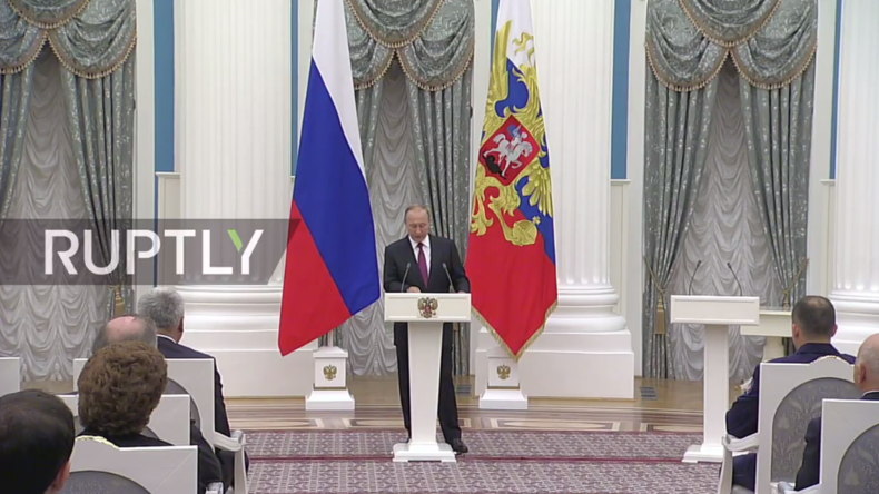 Live: Putin verleiht Auszeichnungen für Leistungen in Literatur, Kunst, Wissenschaft und Technologie