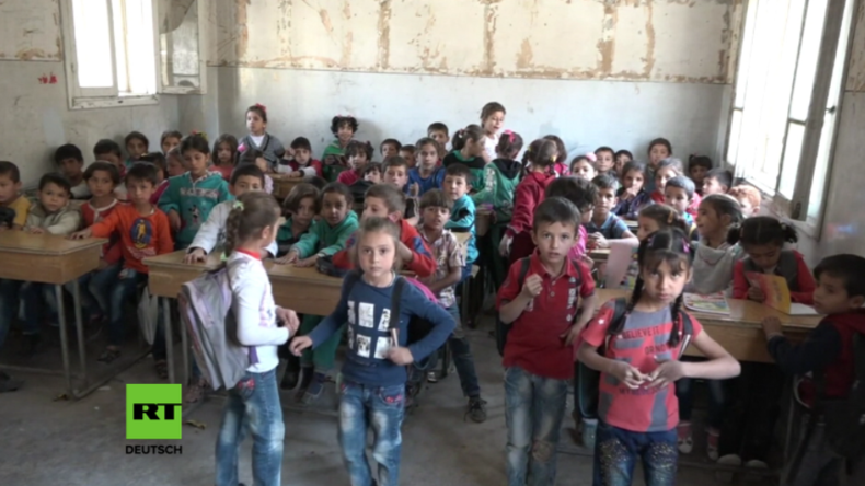 Syrien: Schulen in Manbidsch nach Sieg gegen den IS für 35.000 Schüler wiedereröffnet 