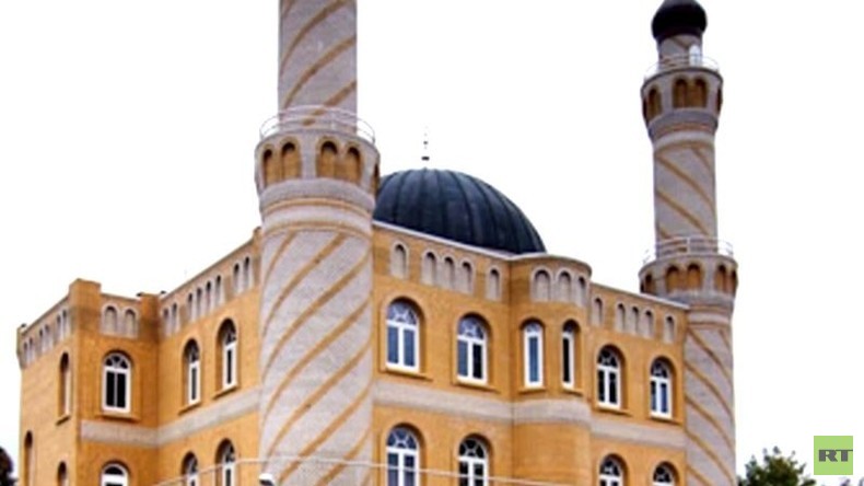 Eltern lassen Kind nicht an Schulausflug zur Moschee teilnehmen - 300 Euro Bußgeld