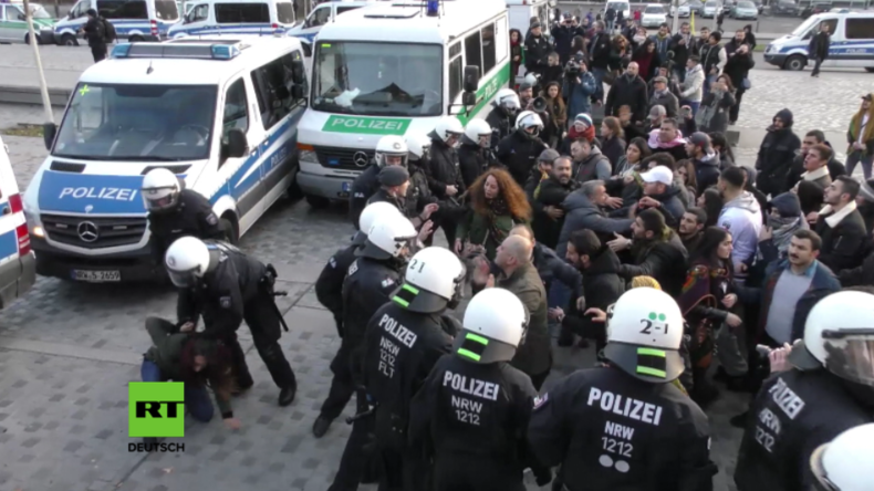 Schwere Zusammenstöße bei Anti-Erdogan-Protest in Köln