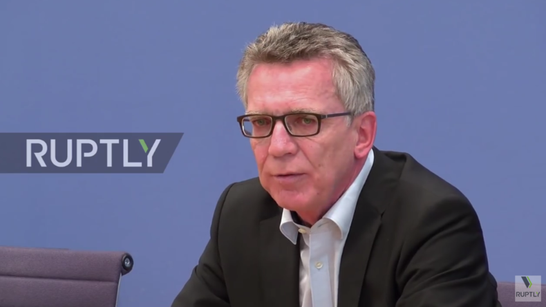 Live: Thomas de Maiziere gibt Pressekonferenz nach Großrazzia gegen Salafisten und Islamisten