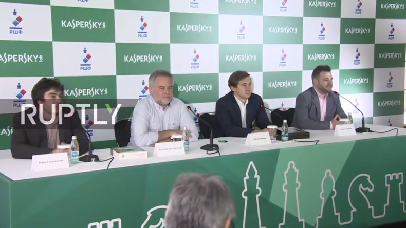 Live: Karjakin spricht mit Presse nach Niederlage bei Weltmeisterschaft im Schach