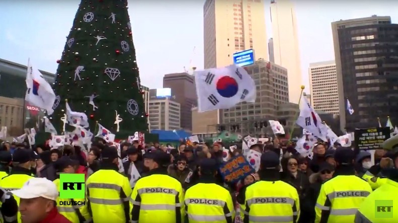 Südkorea: Tausende demonstrieren an Heiligabend gegen Präsidentin Park