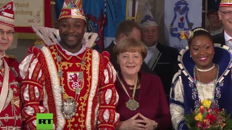 "Mit Verstand statt mit Fakes überzeugen" - Deutscher Karnevalsorden zu Gast bei Angela Merkel