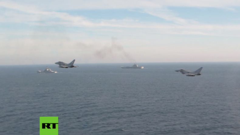 Britische Kampfjets und Kriegsschiffe eskortieren russischen Flugzeugträger durch Ärmelkanal