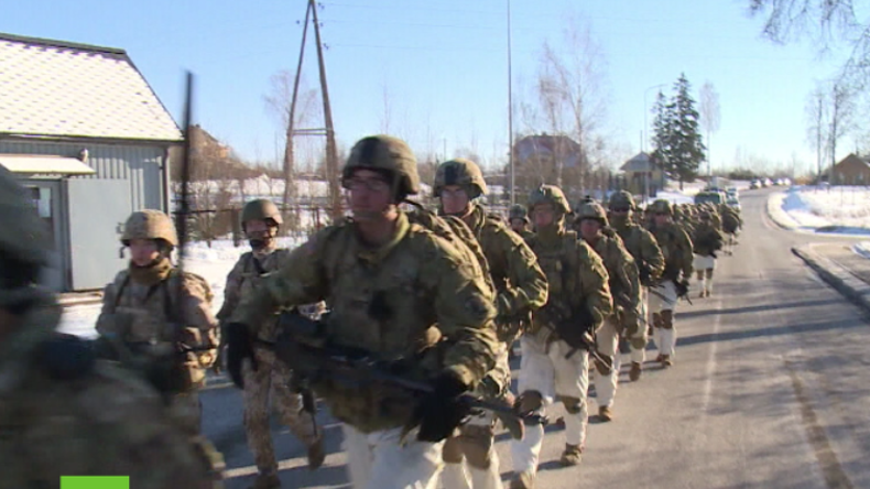 US-Truppen marschieren nahe der russischen Grenzen zur "Rückversicherung ihrer Verbündeten"