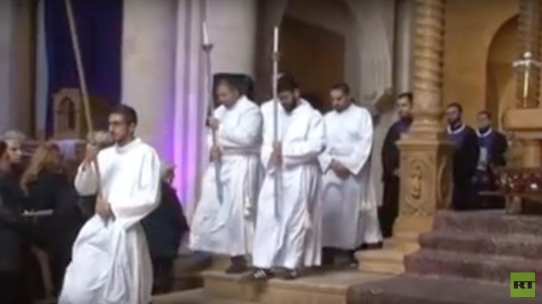 Syrien: Christen feiern Karfreitags-Gottesdienst im befreiten Aleppo