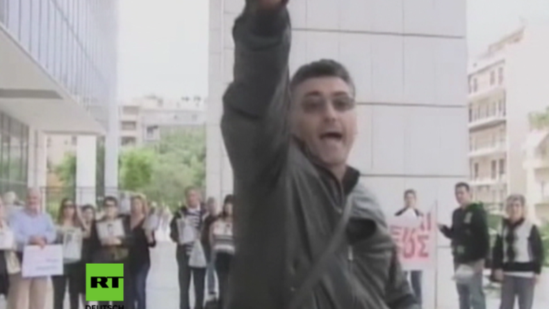 Griechenland: "Es gibt keine Gerechtigkeit" - Onkel von Mordopfer eröffnet Feuer vor Gericht