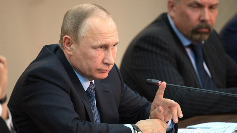Live: Putin und italienischer Ministerpräsident Gentiloni geben Pressekonferenz in Sotschi