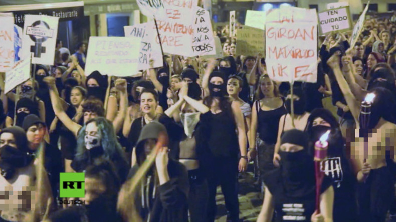 Spanien: Schwarzer Block - Frauenmarsch nach Vergewaltigungen und Übergriffen auf Festival 