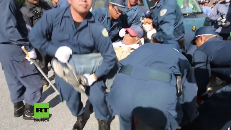 Japan: Demonstranten blockieren Zufahrt zu Marinestützpunkt wegen geplanter Ankunft von US-Soldaten