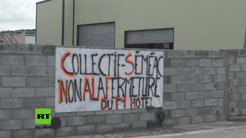 Frankreich: „Damit man uns endlich hört“ - Wütende Bürger errichten Mauer vor Flüchtlingsunterkunft