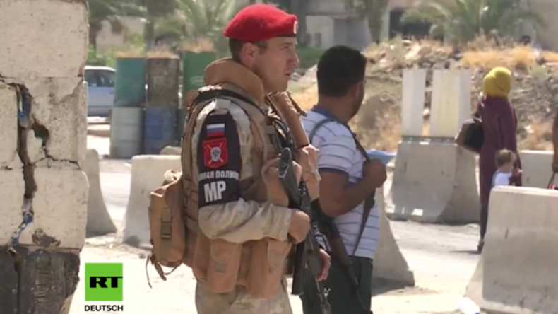 Syrien: "Jeder lächelt und begrüßt uns" - Russische Militärpolizei patrouilliert nahe Golanhöhen 