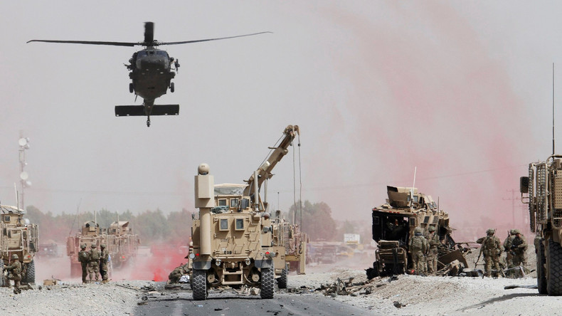 Afghanistan: Selbstmordattentäter greift NATO-Konvoi in Kandahar an - Angeblich 15 Tote