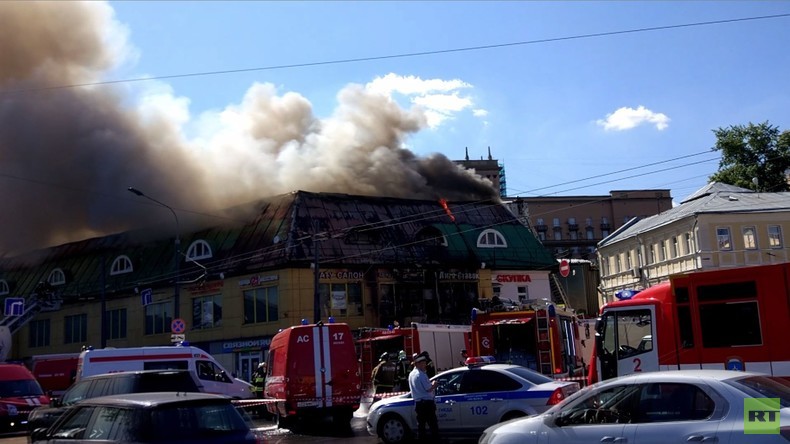 Russland: Feuer im Moskauer Einkaufszentrum am Taganskaja-Platz
