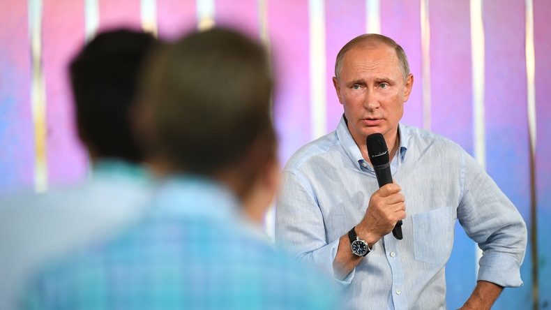 Wladimir Putin hält offene Fragestunde in Jaroslawler Schule [deutsche Simultanübersetzung]