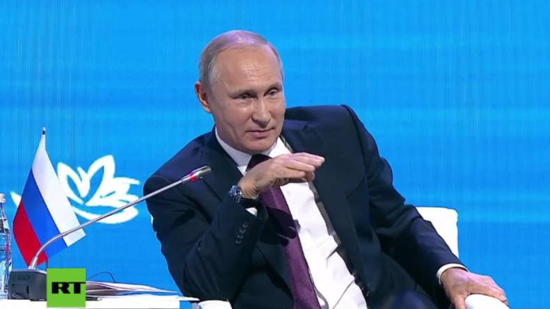 Vom Freund zum Feind: Putin wähnt US-Außenminister Tillerson "in schlechte Gesellschaft geraten"