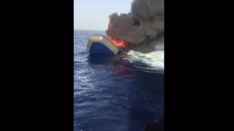 Libyen: Küstenwache soll angeblich Migranten-Boote im Mittelmeer verbrannt haben